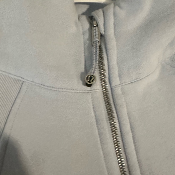 Lululemon scuba - Picture 2 of 5